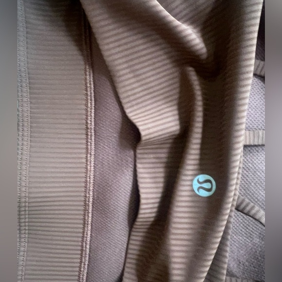 Lulu Lemon Ribbed Like A Cloud Sports Bra - Picture 5 of 6